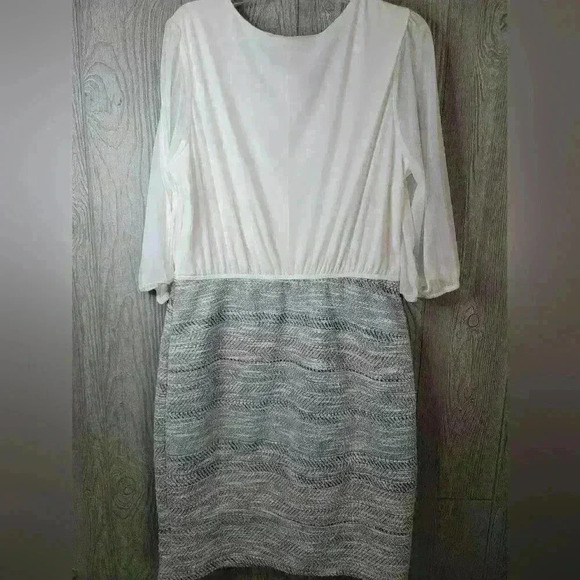 Enfocus Studio dress in  size 14  made of 100% polyester. - Picture 5 of 6